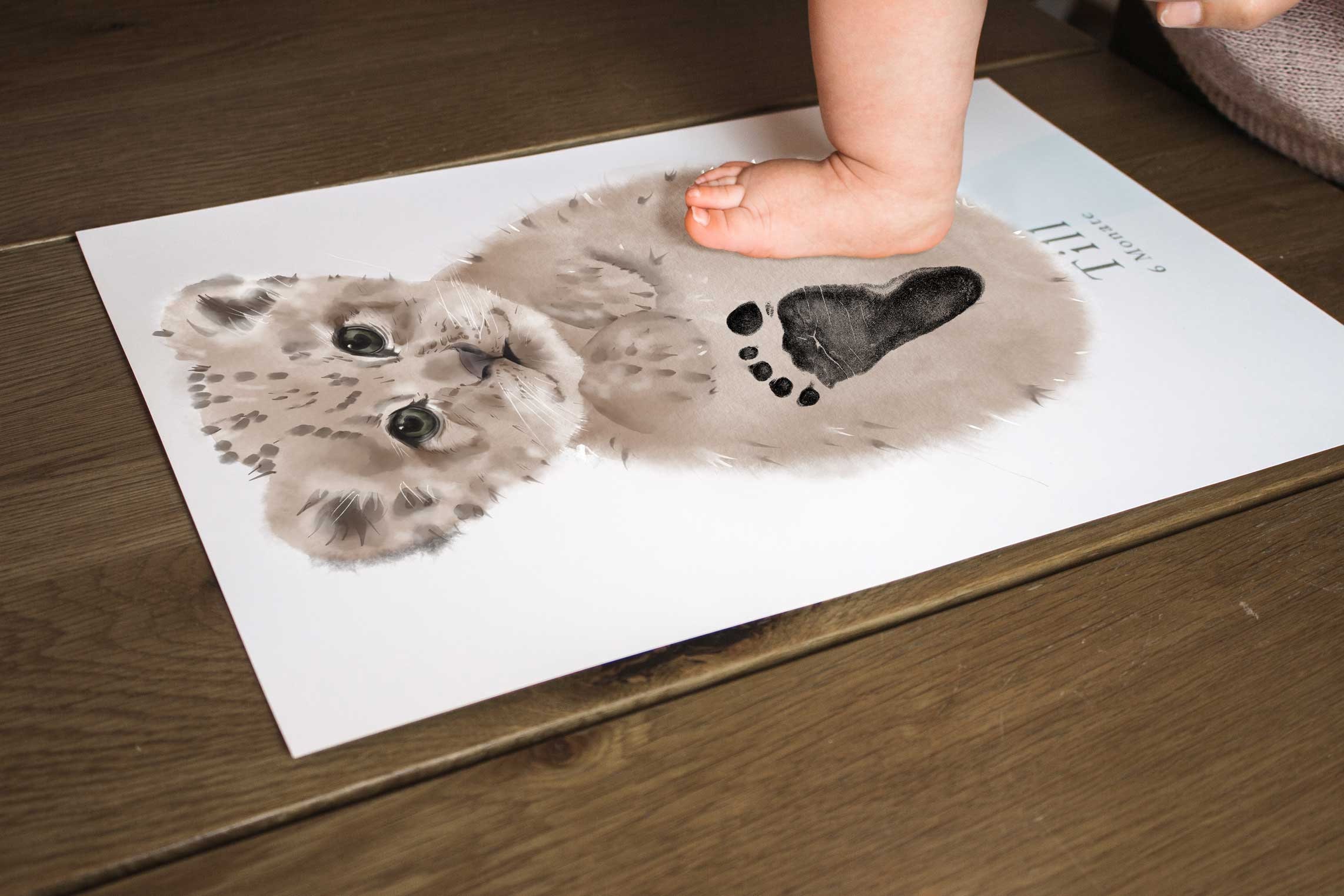 Baby Gift Personalized, Footprint Set, Mural Baby & Children's Room Animals, Lion Baby Gift?