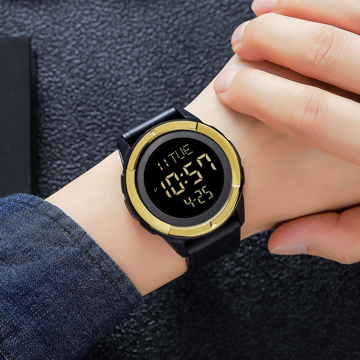 SKMEI 2047 Sports Watch