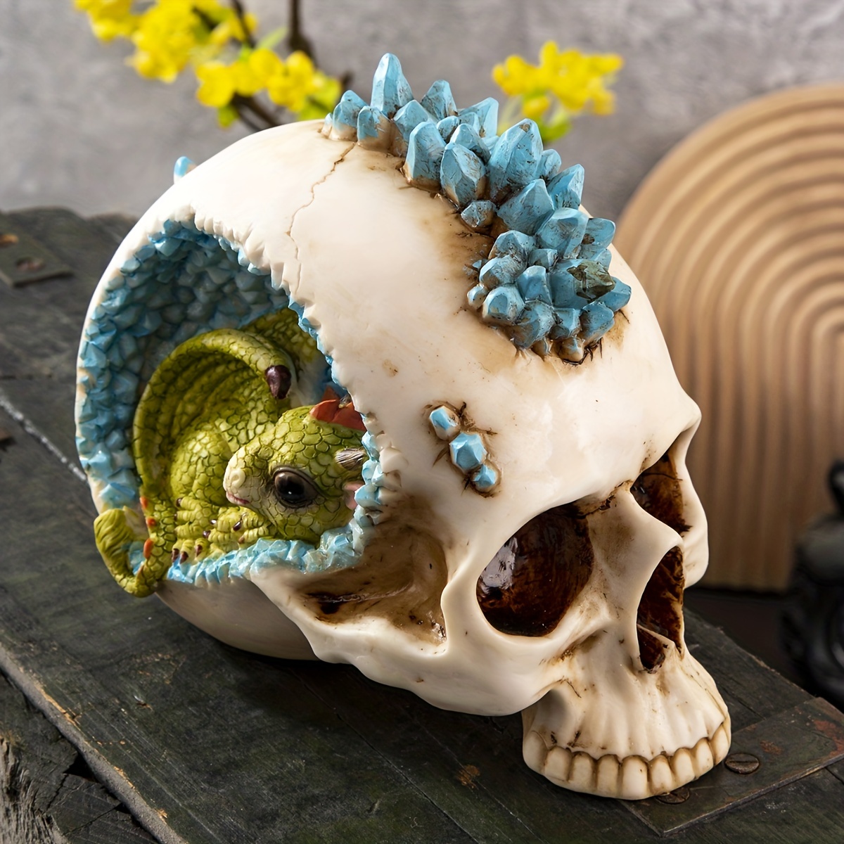 Realistic Skull Statue, Creative Horror Skull Decor, Cute Baby Dragon In Skull Figurine