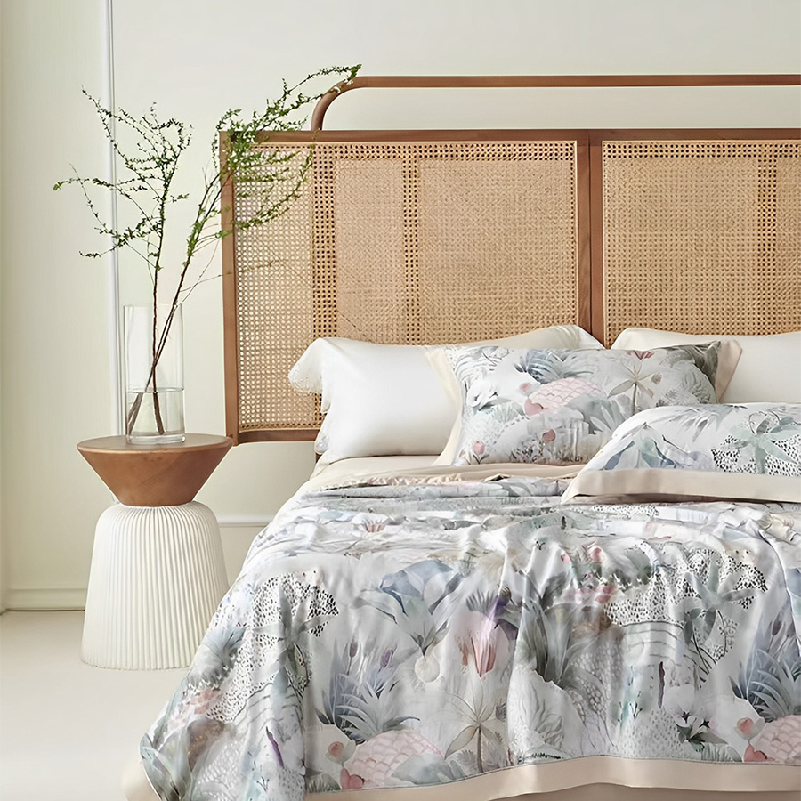 HomeArtique Double Size Beddings Sets Tencel Silk Quilt