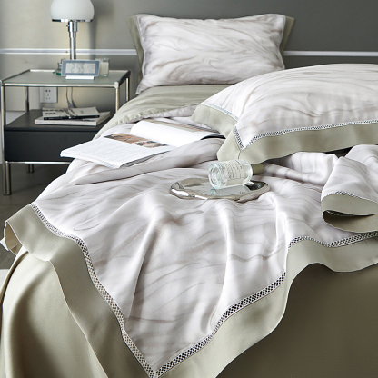 HomeArtique Summer Quilt Golden Years Silk Quilt