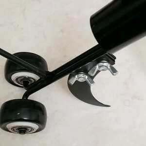 Groover - Weeding tool with wheels