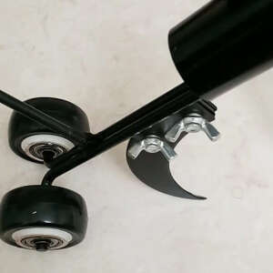 Groover - Weeding tool with wheels