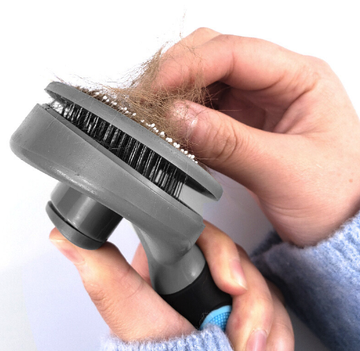 50% OFF TODAY ONLY - Self-Cleaning Pet Hair Remove Brush