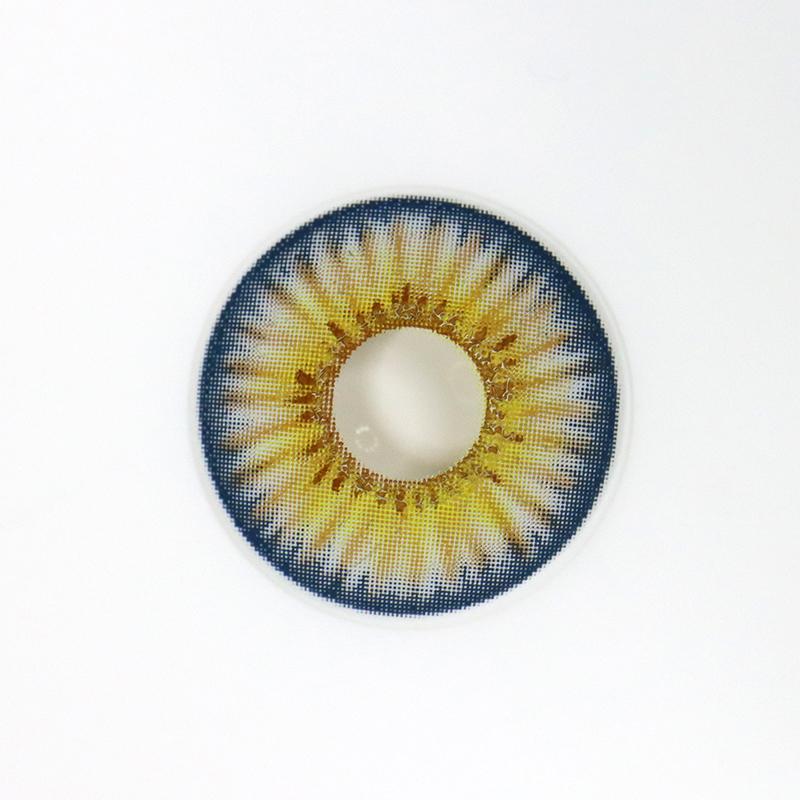 New York Rihanna | 1 Year-eveVeye