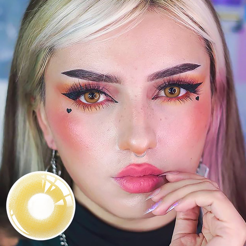 Pixie Brown | 1 Year-eveVeye