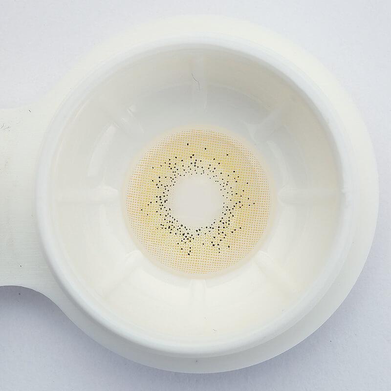 Ocean Brown | 1 Year-eveVeye