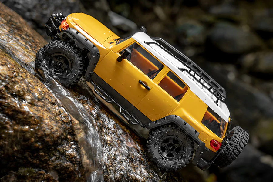 トヨタ FJ CRUISER 1:18 スケールラジコン　ミニクローラ 新品】FMS Toyota FJ Cruiser RCクローラー 1/18 ホビーラジコン