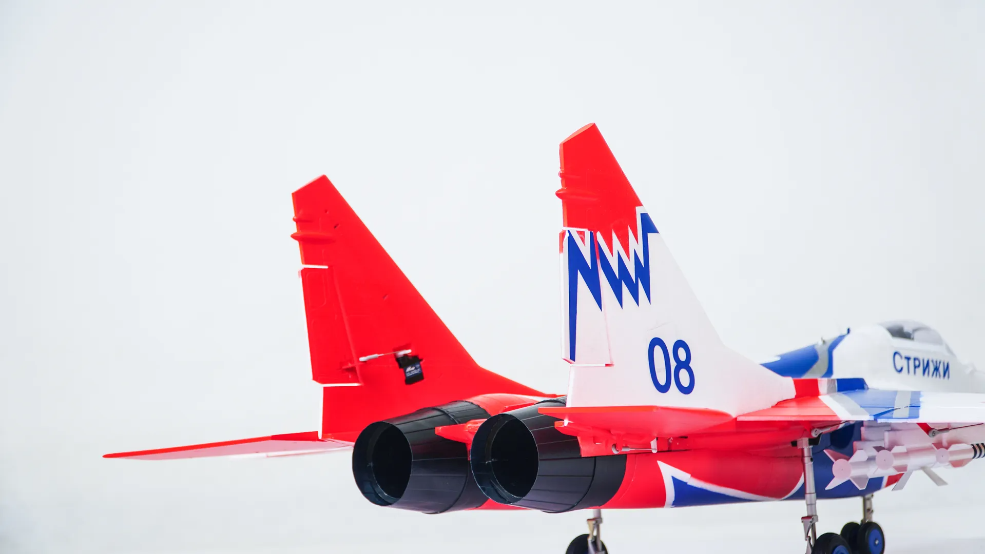 Arrows Mikoyan MiG-29 Twin 64mm EDF PNP-HOBBY ZONE