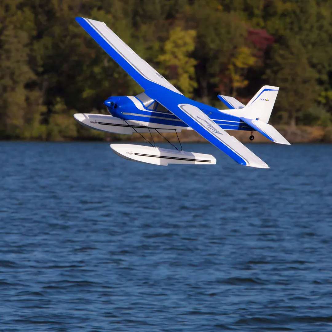 E-flite Valiant 1.3M BNF Basic with SAFE & AS3X-HOBBY ZONE