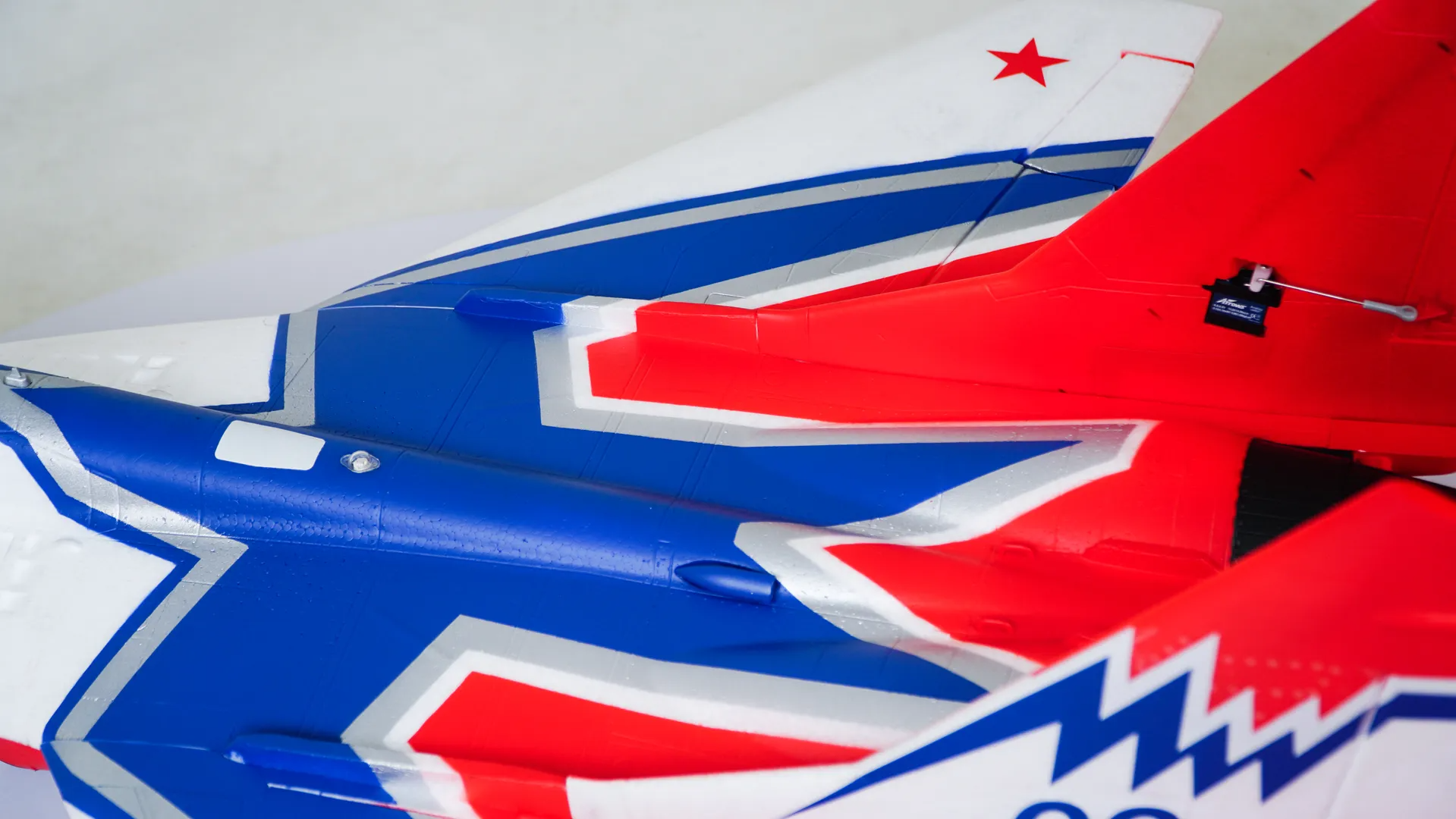 Arrows Mikoyan MiG-29 Twin 64mm EDF PNP-HOBBY ZONE