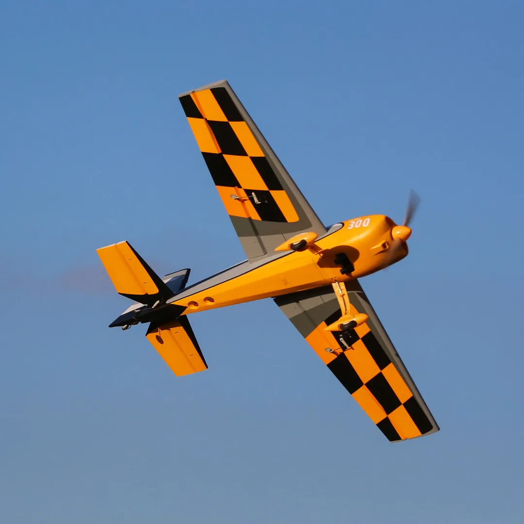 E-flite Extra 300 1.3M BNF Basic-HOBBY ZONE