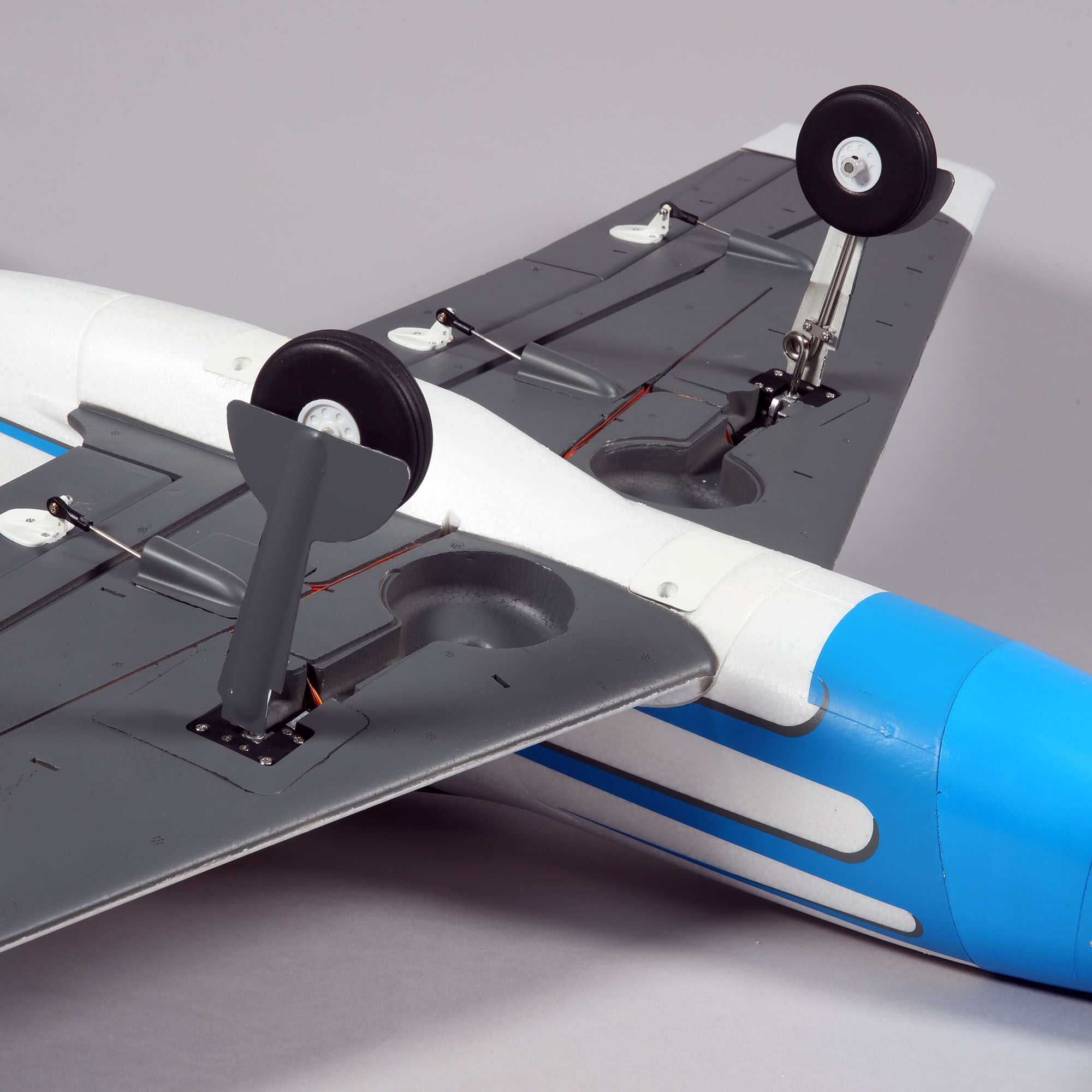 E-flite V1200 with Smart PNP-HOBBY ZONE