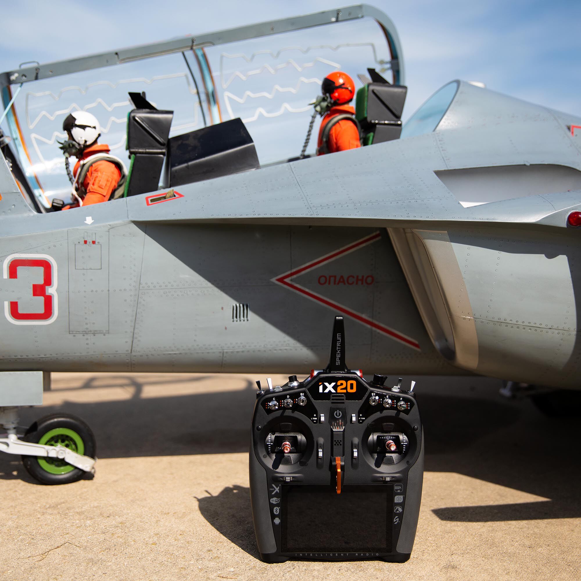 iX20 20 Channel Transmitter Only-HOBBY ZONE