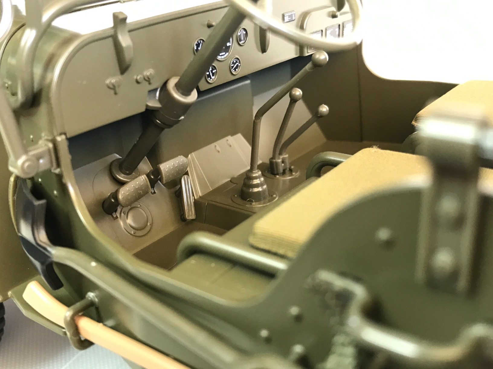 ROCHOBBY 1941 MB Scaler RTR 1/12th Scale-HOBBY ZONE