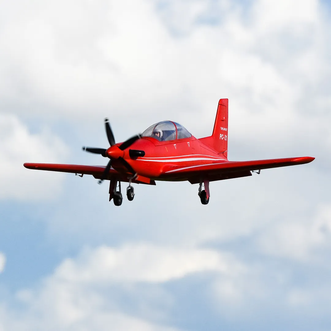 FMS PC-21 Pilatus 1100mm PNP w/Reflex V2