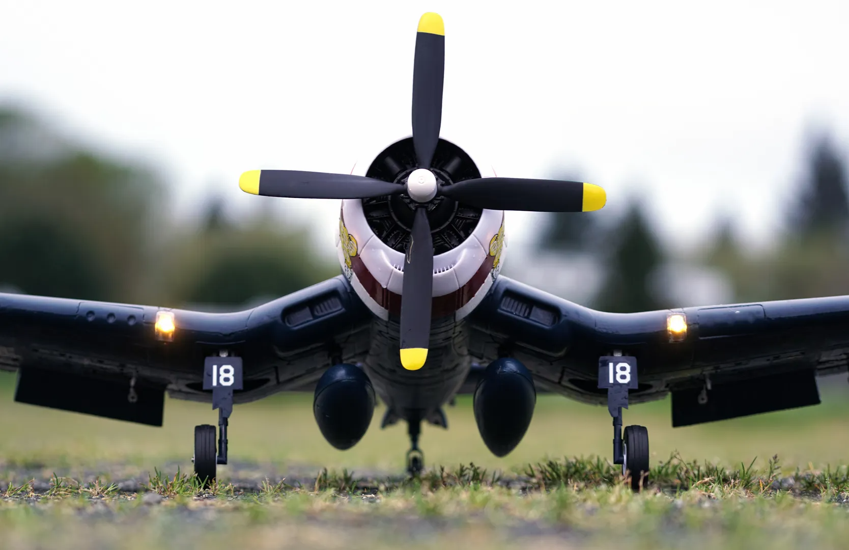 Arrows F4U-4 Corsair 1100mm PNP-HOBBY ZONE
