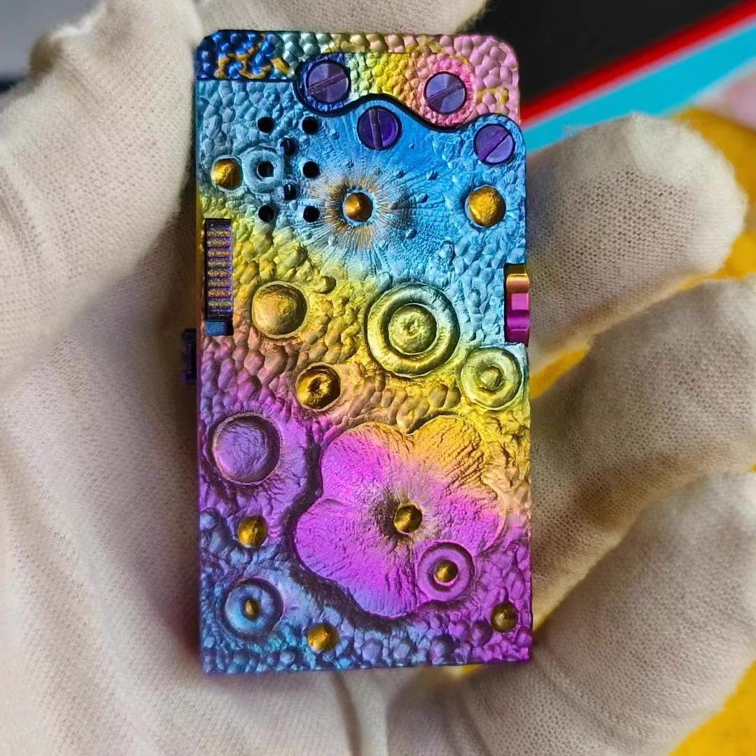 Titanium Alloy Hand Carved Oil Painting Anodizing Process Collection Old School Cigarette Lighter