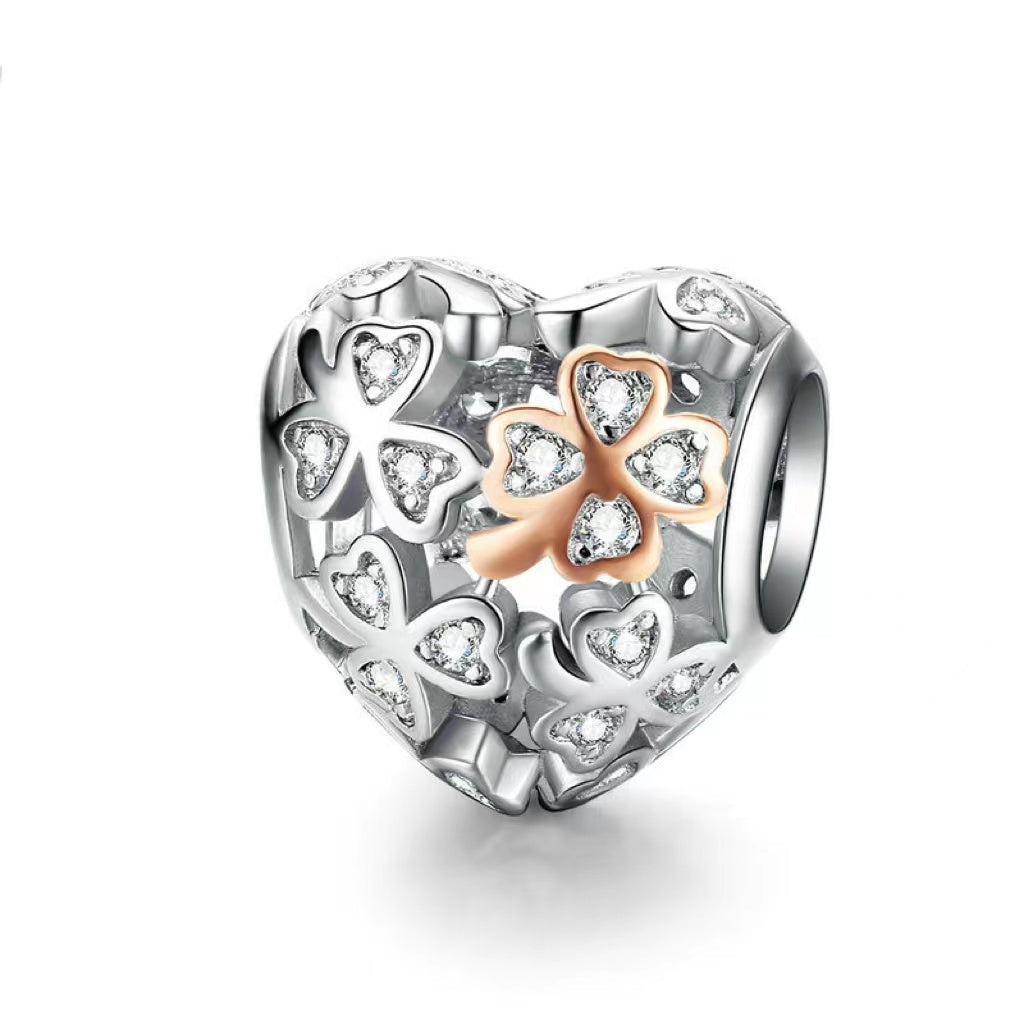 Heart-shaped Carving Clover Charms