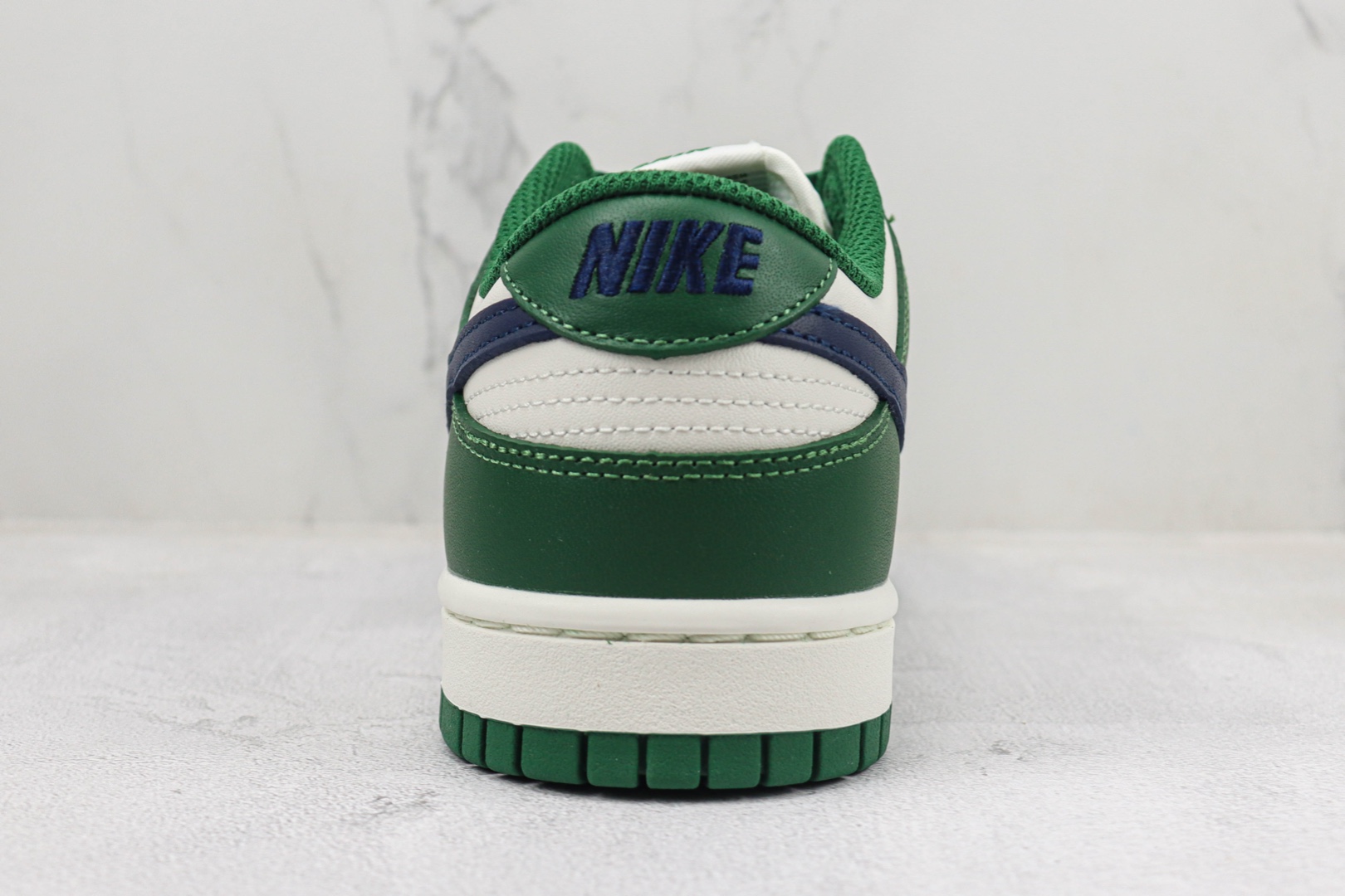 DUNK White Green Blue Hook Item No.: DD1503 300 NIKE SB Dunk Low