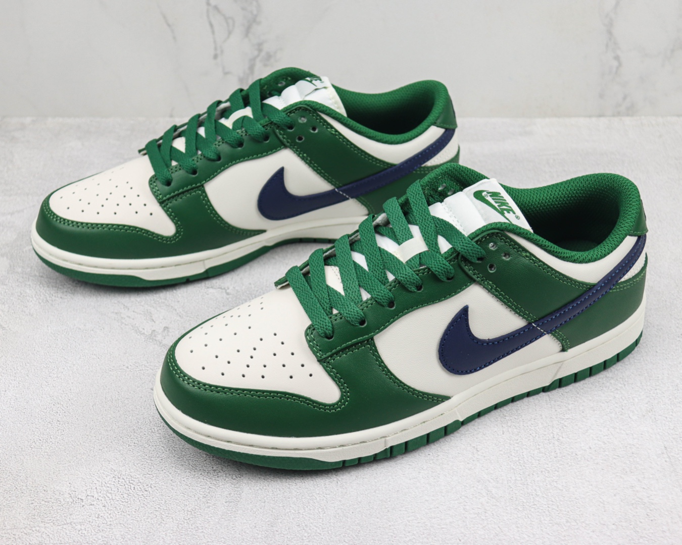 DUNK White Green Blue Hook Item No.: DD1503 300 NIKE SB Dunk Low
