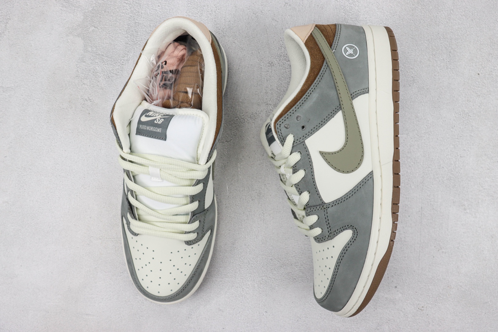 DUNK Gray Feather Item No.: FQ1180-001 Yuto Horigome x Nk SB Dunk Low joint SB low top casual sports skateboard shoes