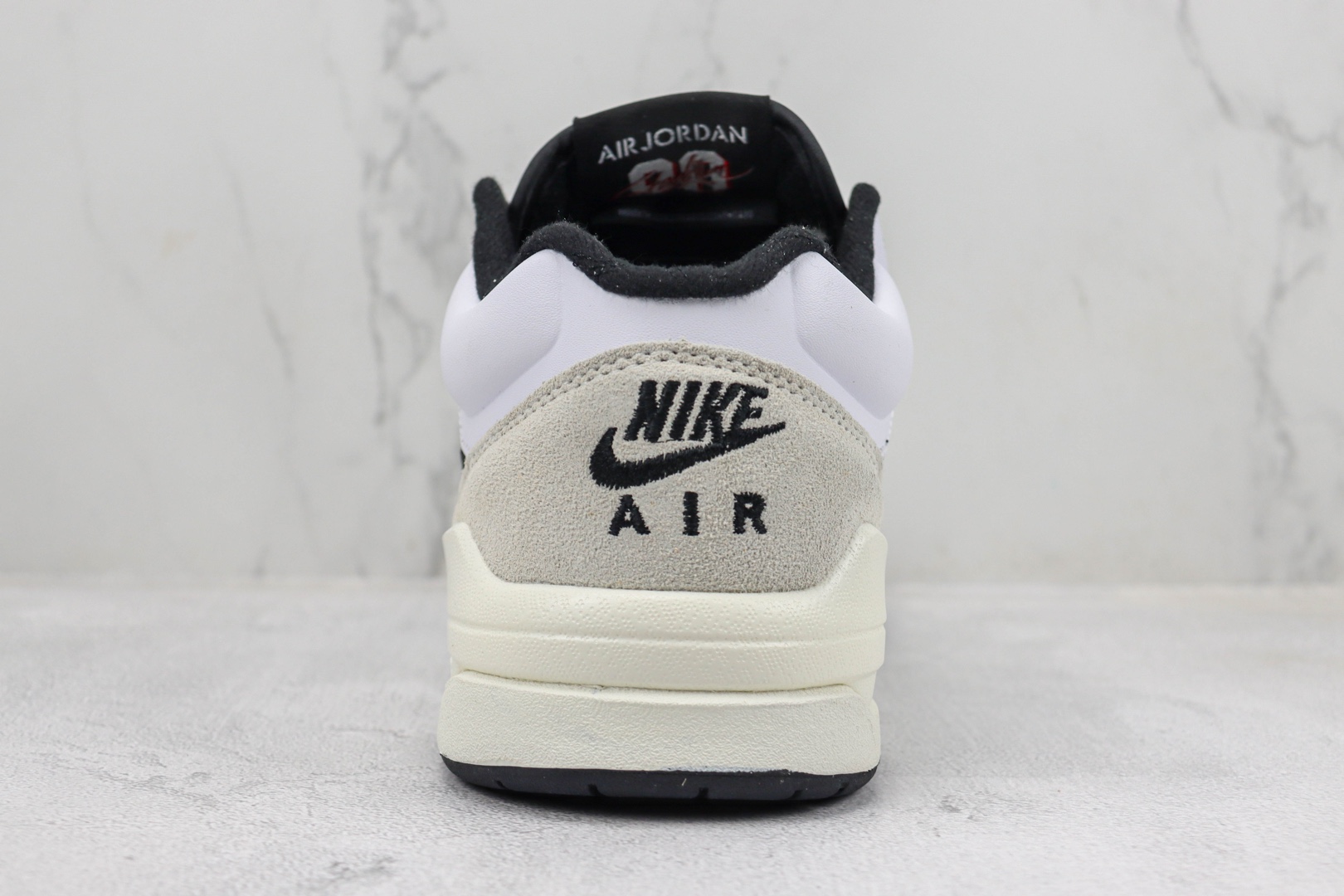 Jordan AJ 90 Item No.: FD6424 100 White and black Air Jordan Stadium 90 cushioning and non-slip casual sports shoes