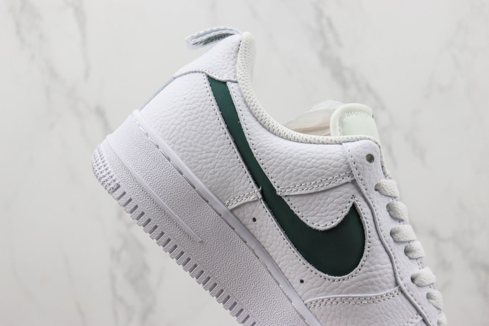 Reflective hook white and green Nike Air Force 1 Low Item No.: CV3039 116