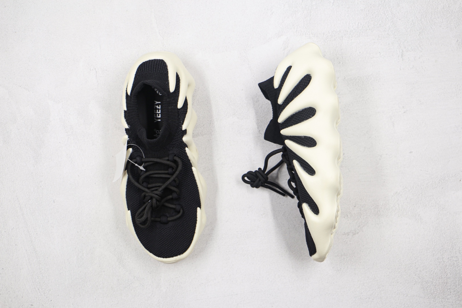 Coconut 450 White Black Adidas YEEZY Coconut 450 Item No.: H68040