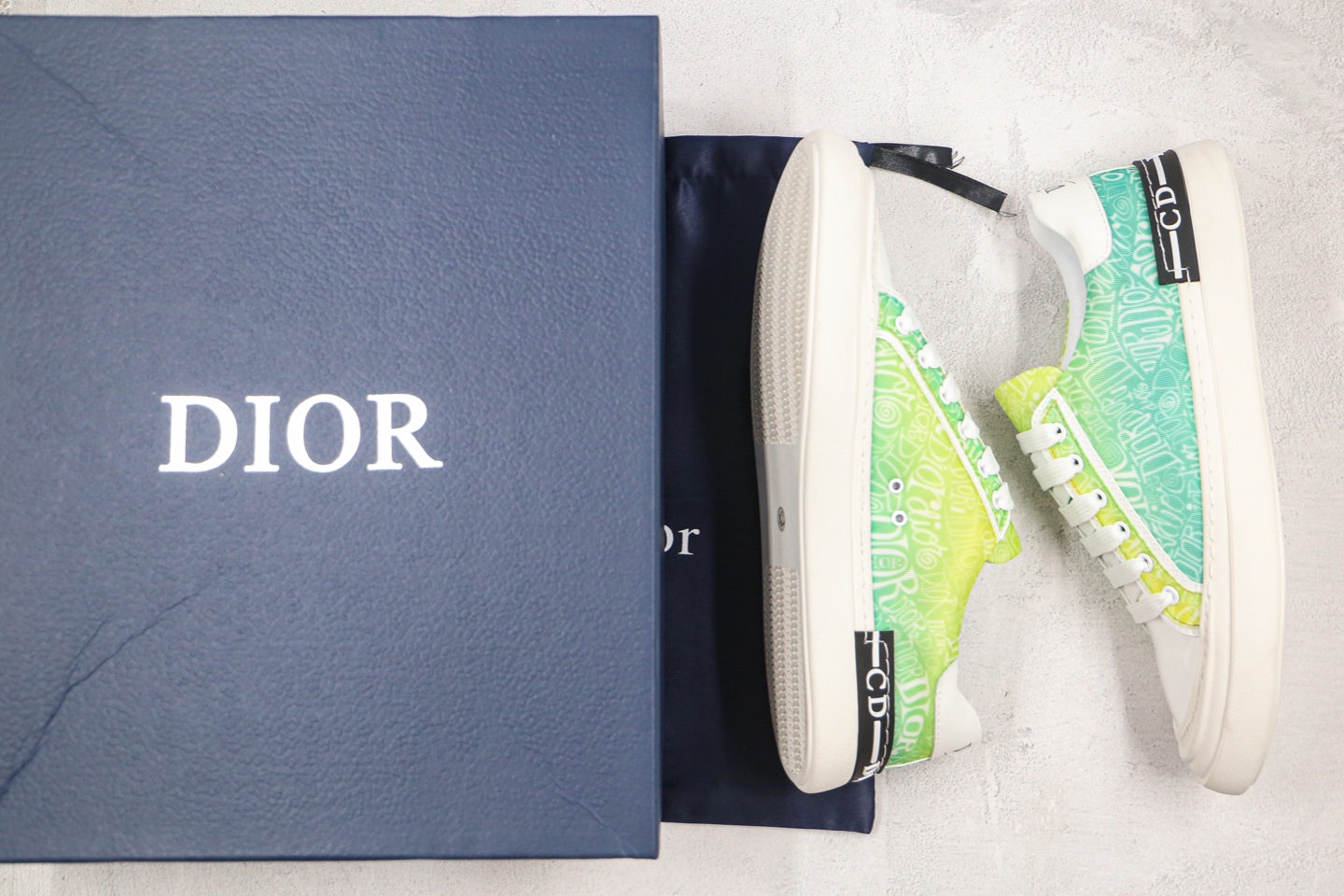 Dior 20ss 18HDC  Top Sneakers