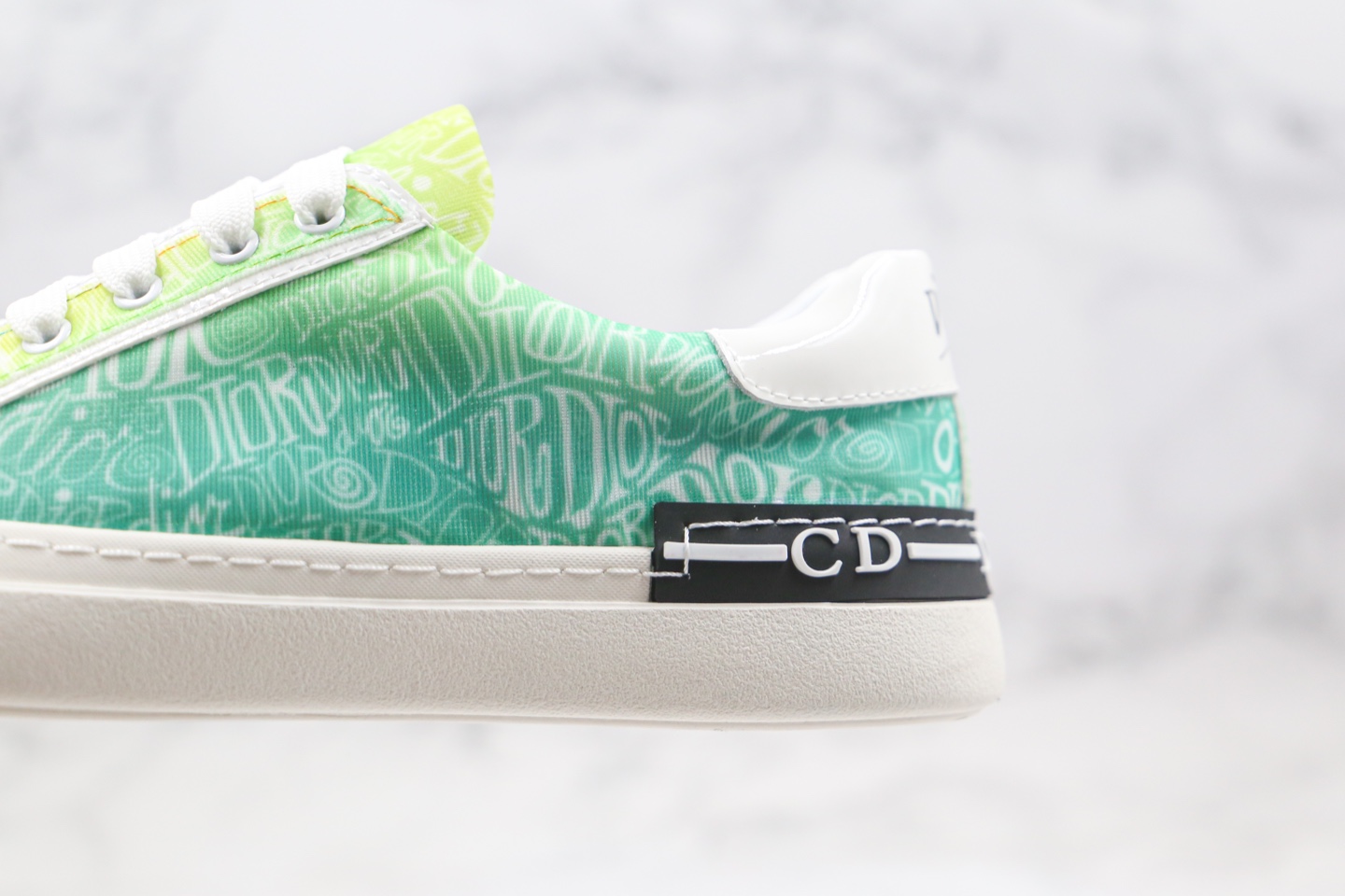 Dior 20ss 18HDC  Top Sneakers