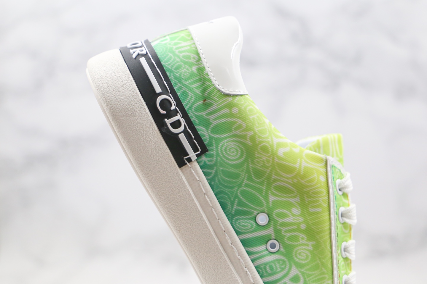 Dior 20ss 18HDC  Top Sneakers