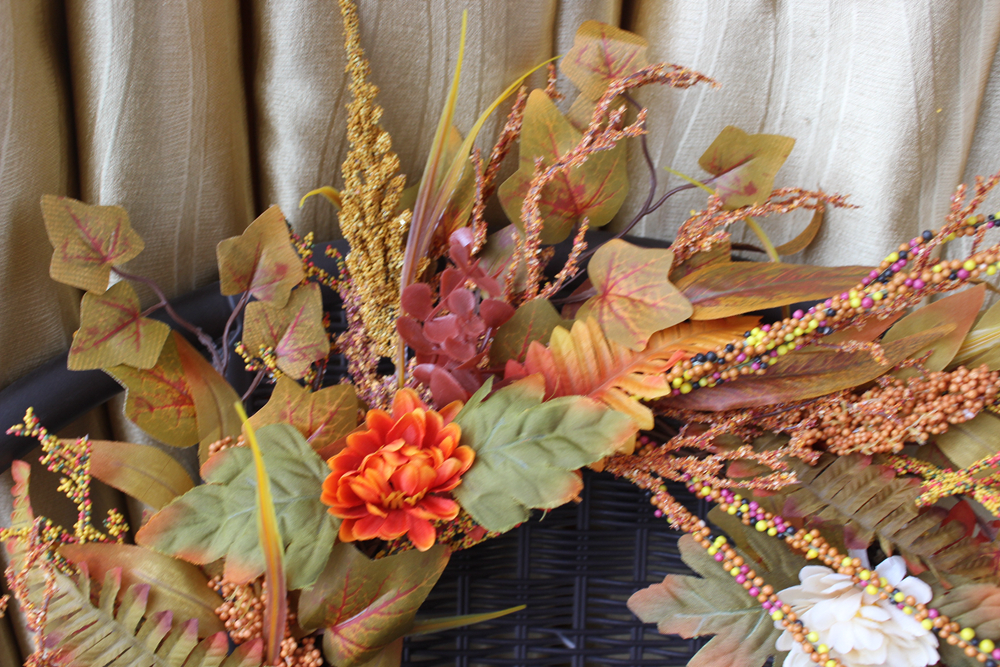 Fall Wreath, Front Door Wreath, Wreath for Fall, Autumn Wreath, Thanksgiving Wreath, Autumn Door Wreath,, Berry/Flower Wreath(No.QH3108/50A)