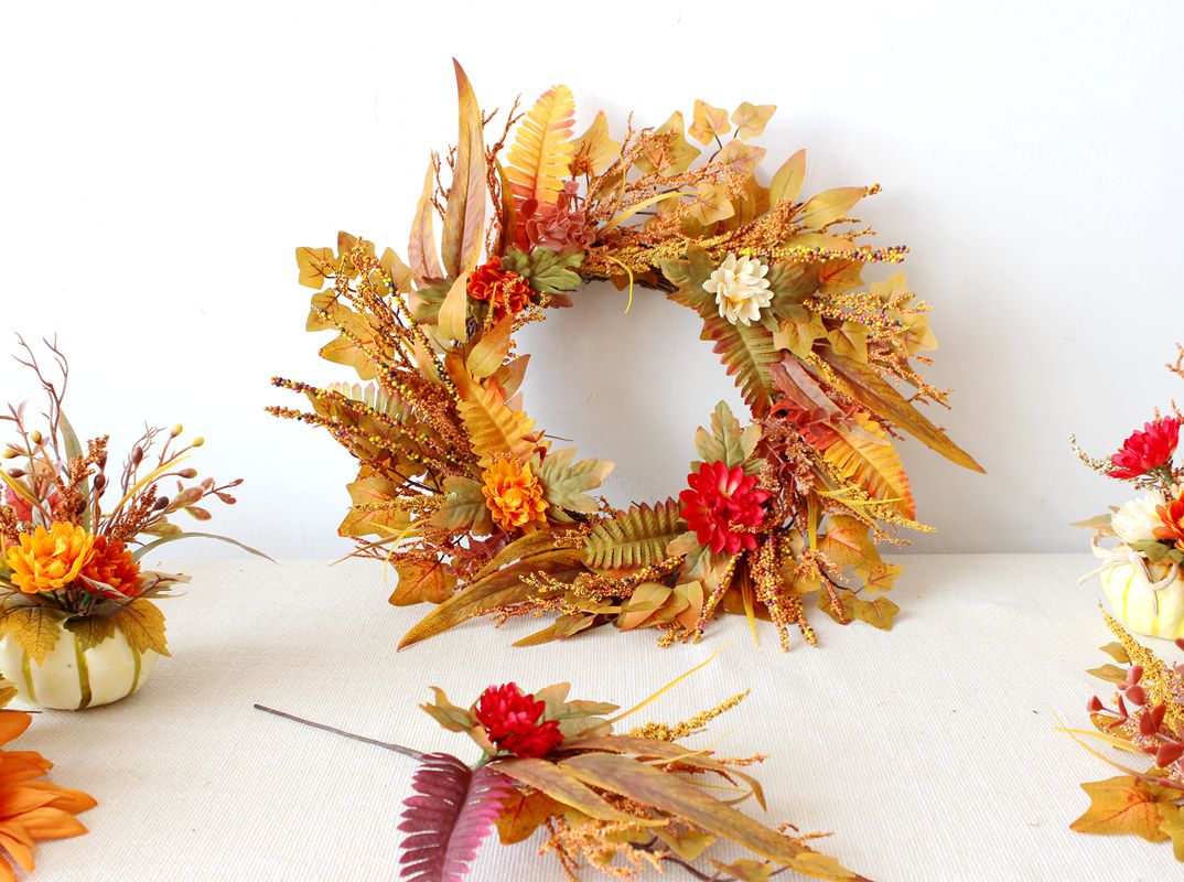 Fall Wreath, Front Door Wreath, Wreath for Fall, Autumn Wreath, Thanksgiving Wreath, Autumn Door Wreath,, Berry/Flower Wreath(No.QH3108/50A)