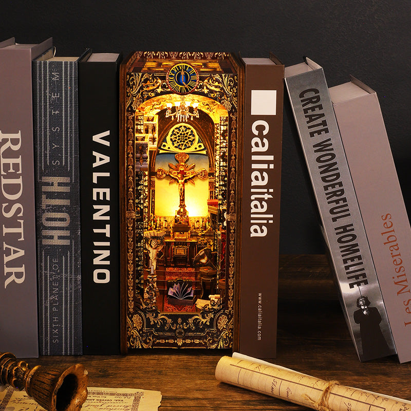 ByAnavrin Church Of The Covenant DIY Book Nook