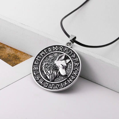 Vintage Rune Wolf Pattern Pendant Necklace-Forestso