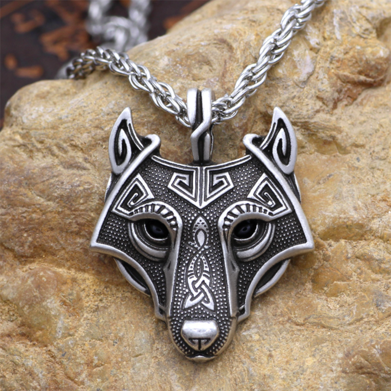 Wolf Head Amulet Pendant Viking Necklace-Forestso