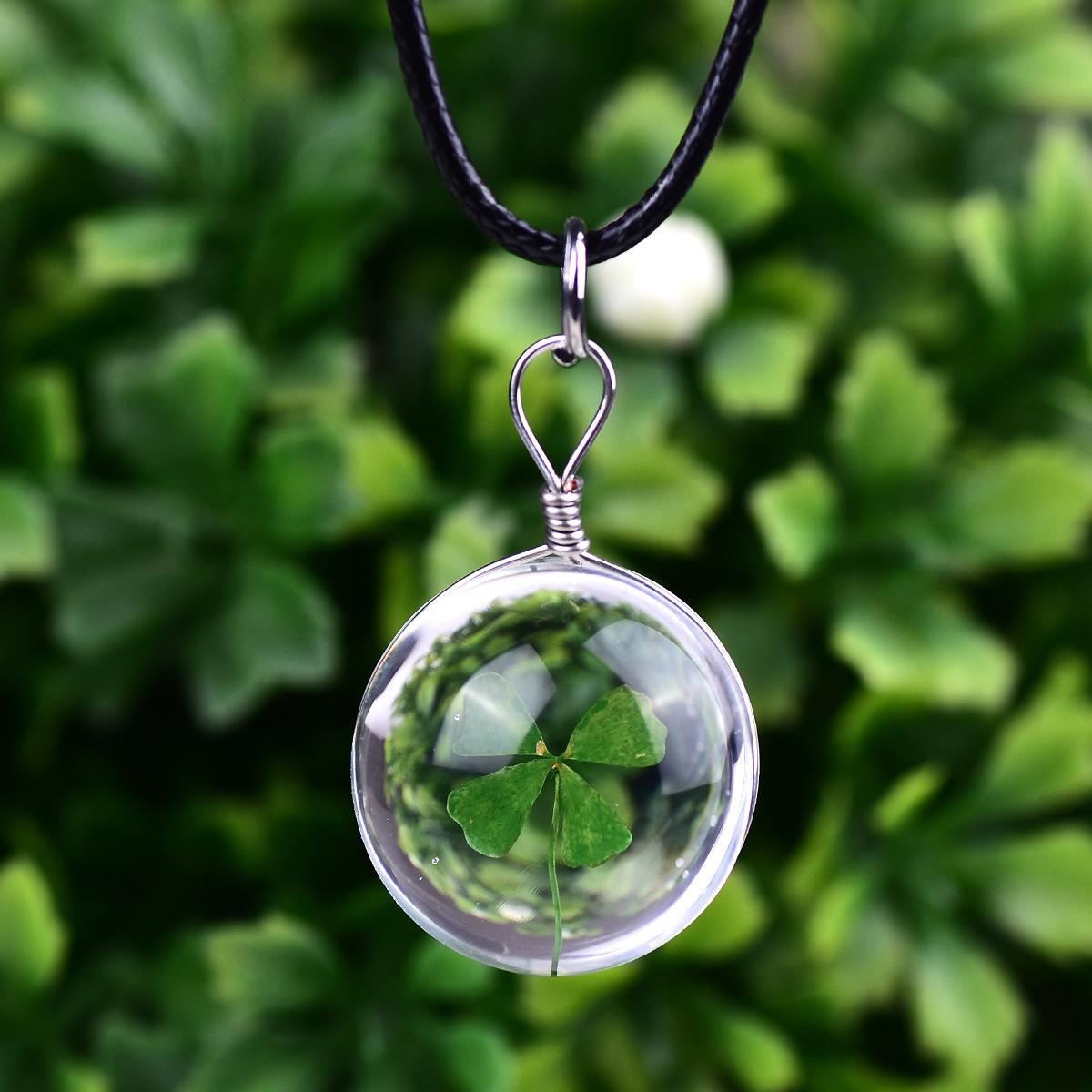 Plant specimen handmade dried flower four-leaf clover dandelion immortal flower pendant necklace 20MM crystal ball necklace-Forestso