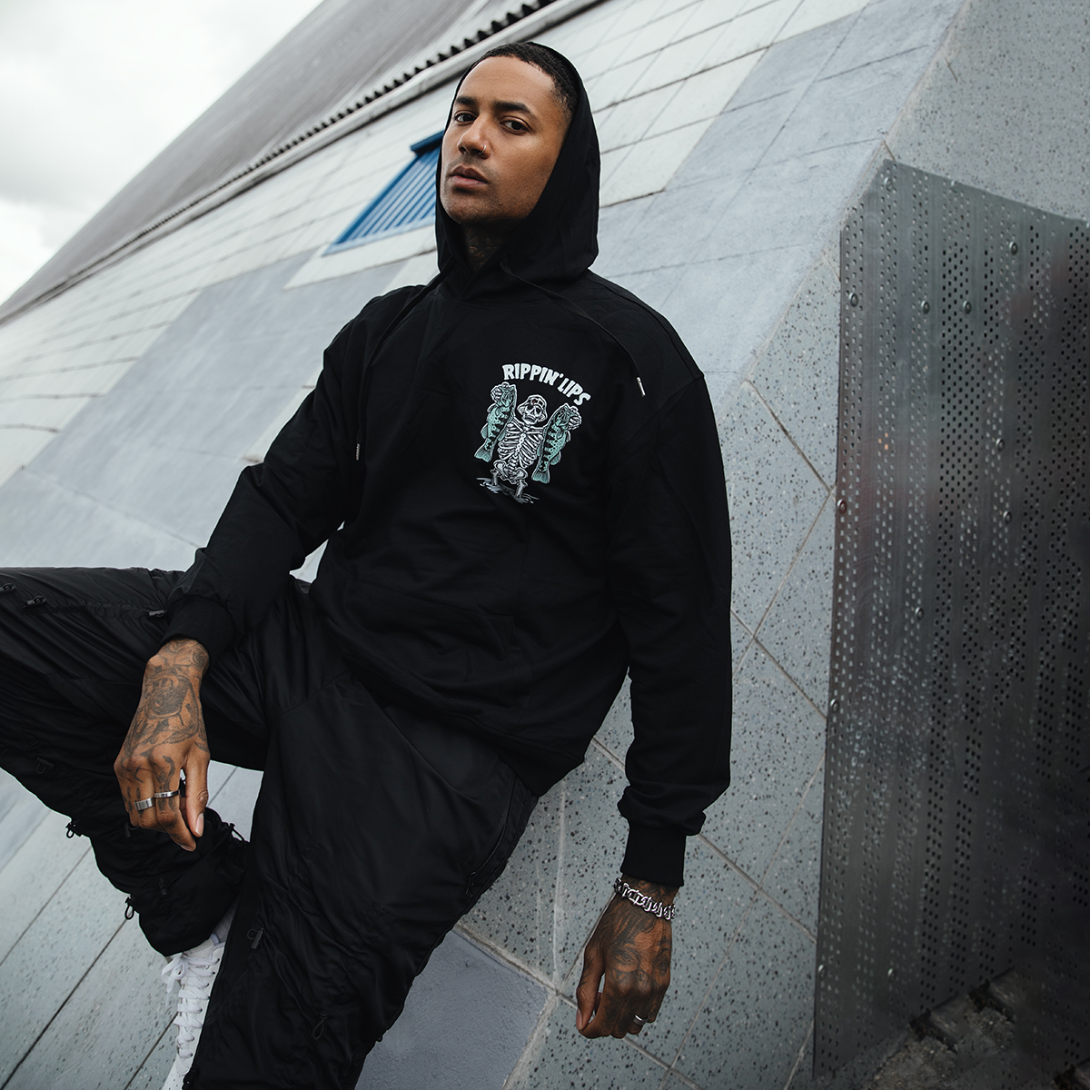  Men's Rippin Lips Skeleton Clutching Fishes Printed Hoodie-Ranbybox