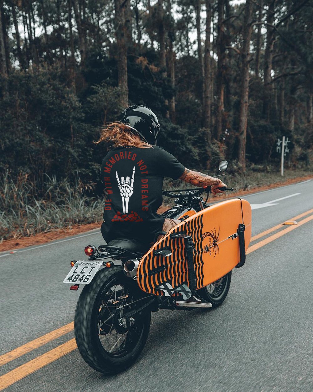  Die With Memories, Not Dreams Printed T-Shirt