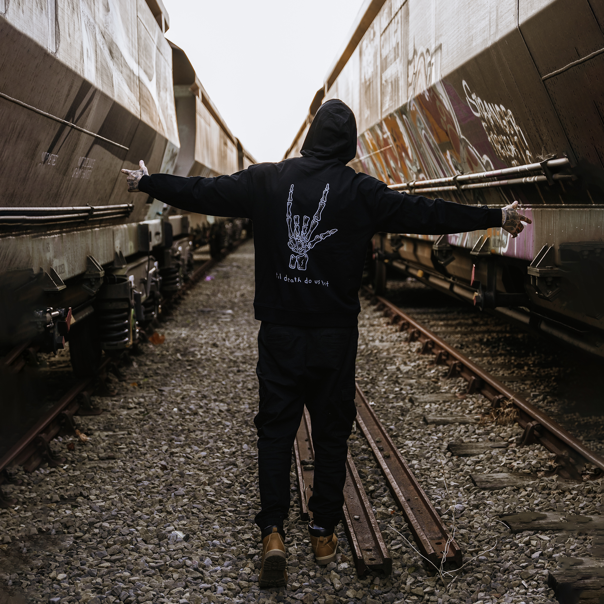  Letter Skeleton Hand Gesture Men's Hoodie-Ranbybox