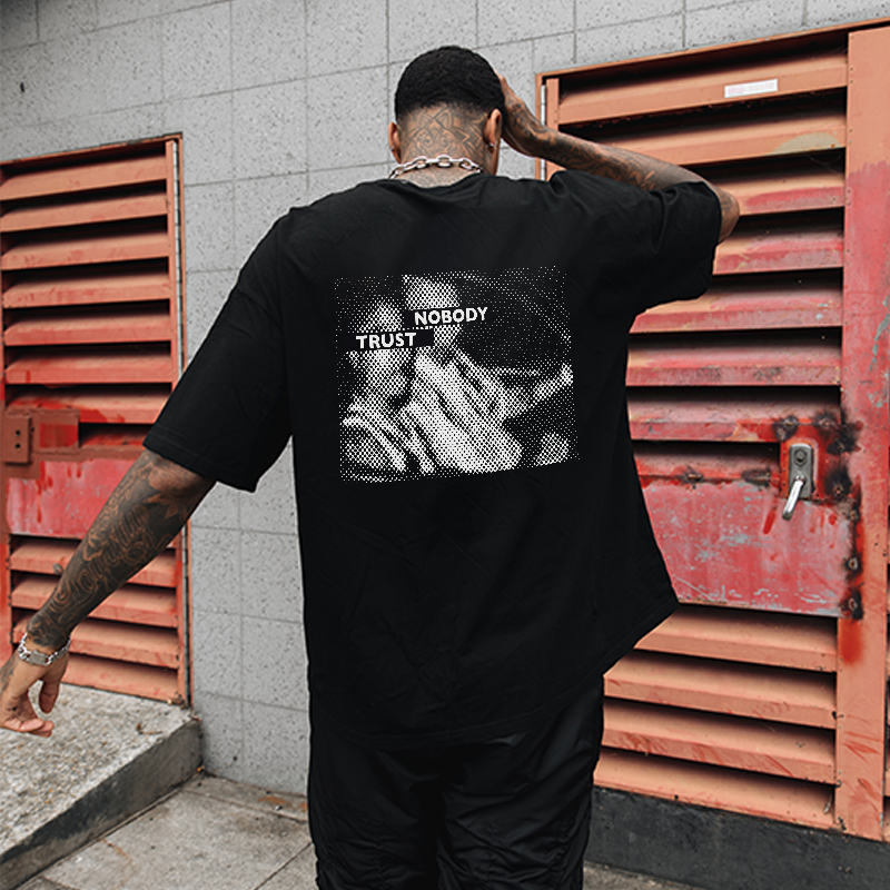 Nobody Trust Printed Men's T-shirt-Ranbybox