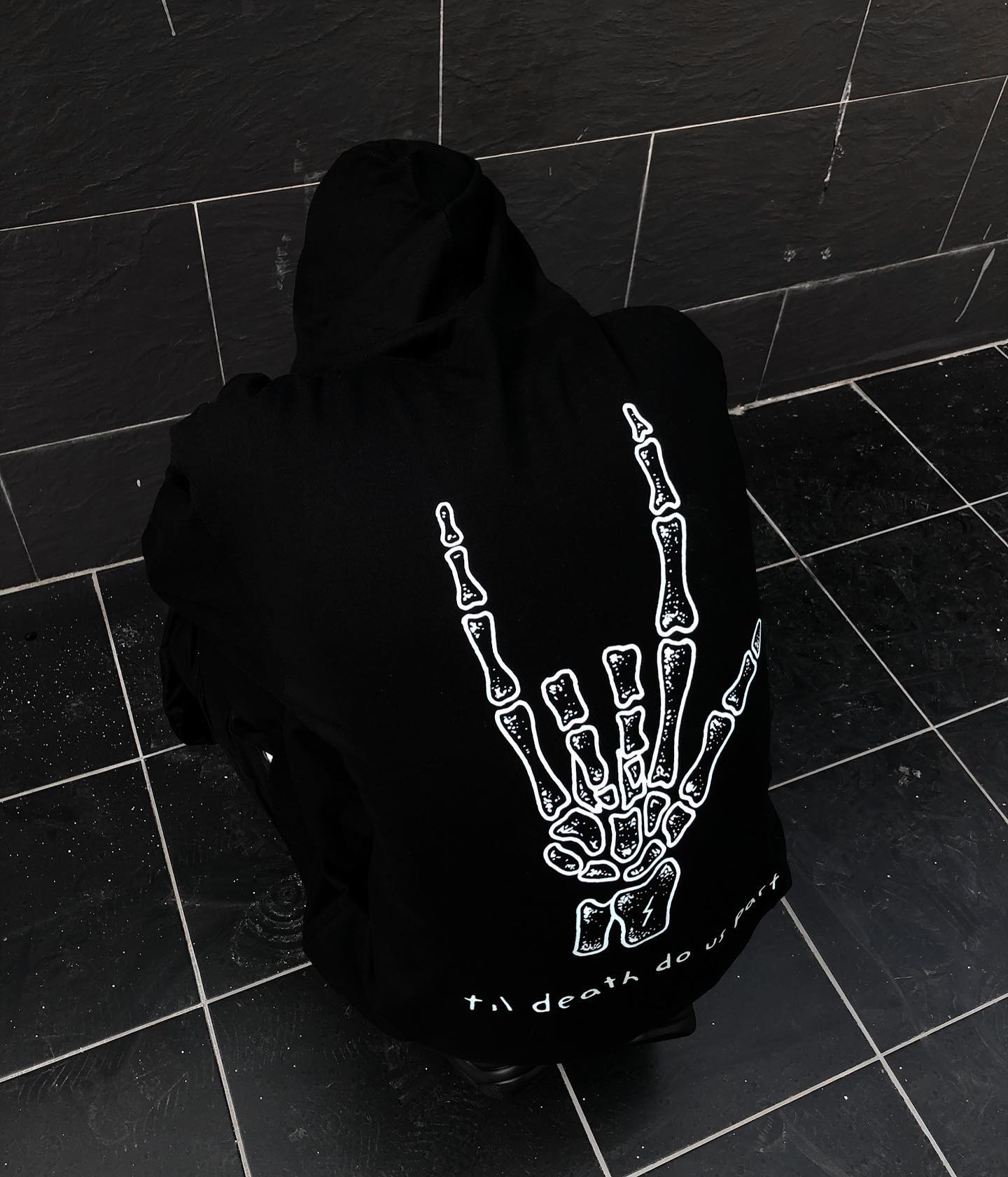  Letter Skeleton Hand Gesture Men's Hoodie-Ranbybox