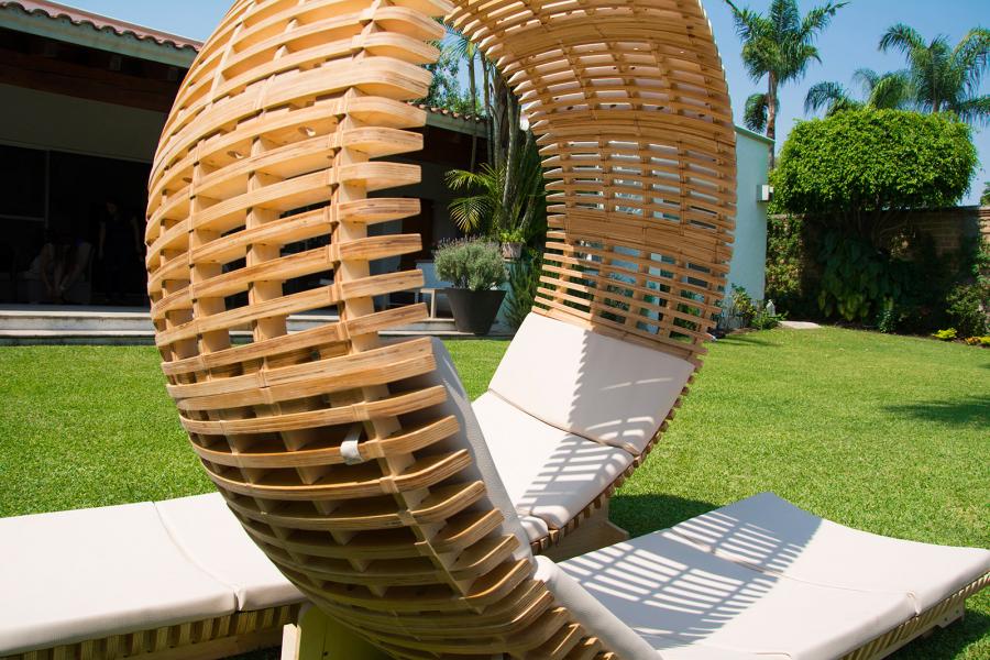 Loopita Looping Lounge Chair For Two People