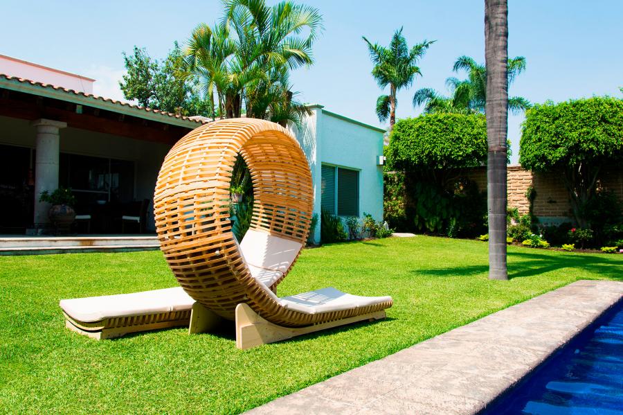 Loopita Looping Lounge Chair For Two People