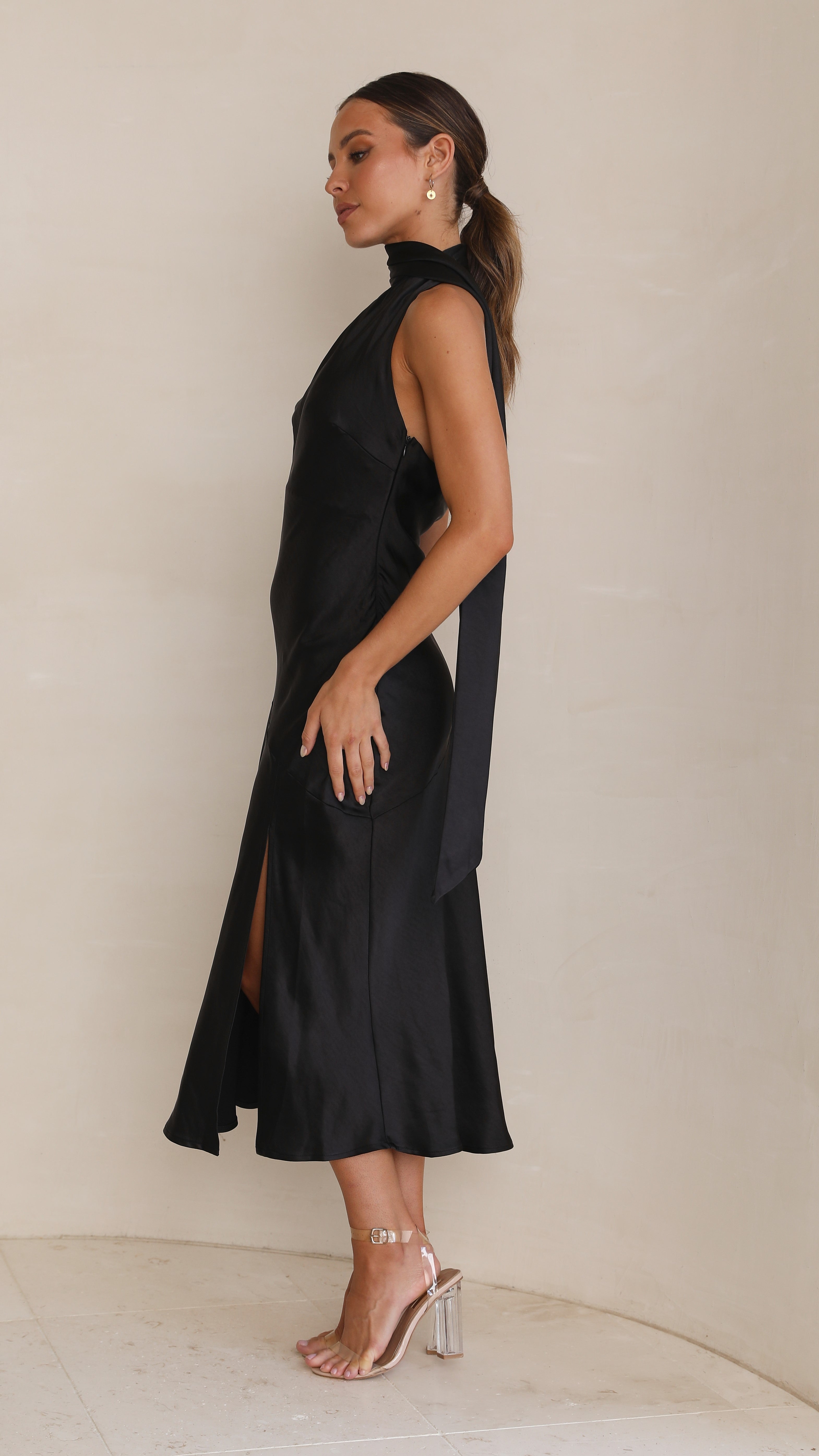 Hera Midi Dress - Black-Sunshines Bliss