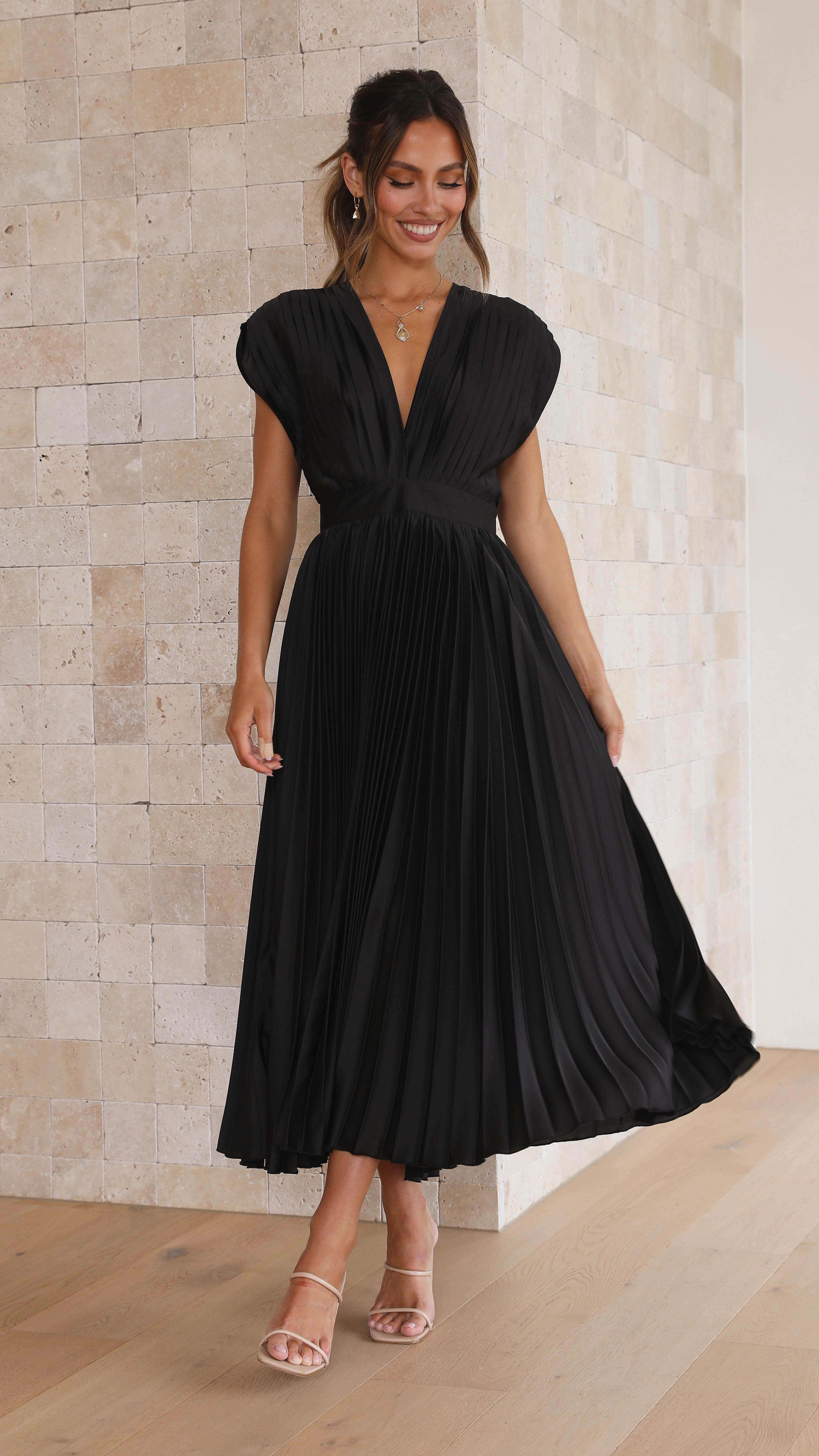 Gina Maxi Dress - Black-Sunshines Bliss