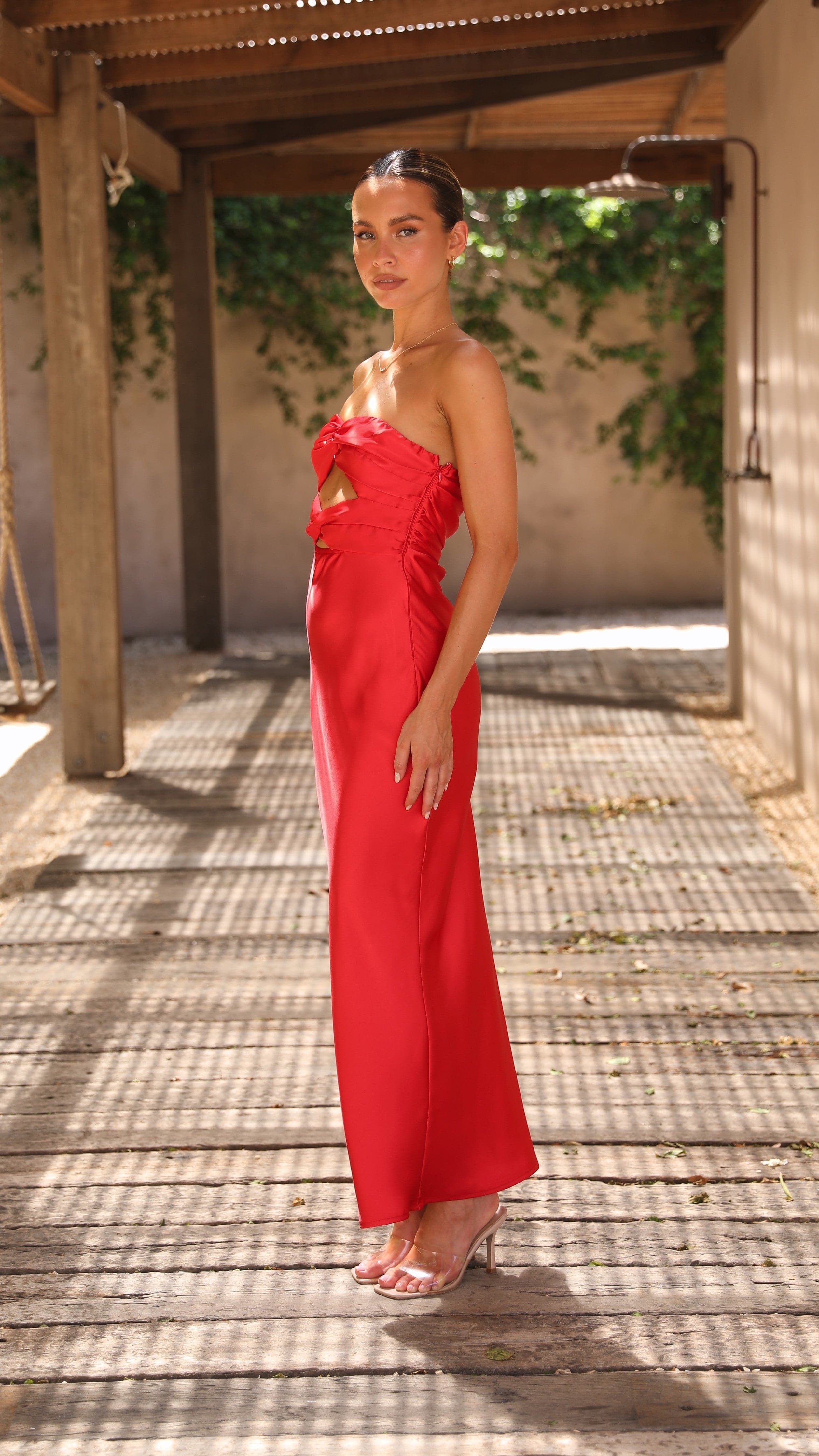 Izy Maxi Dress - Red-Sunshines Bliss