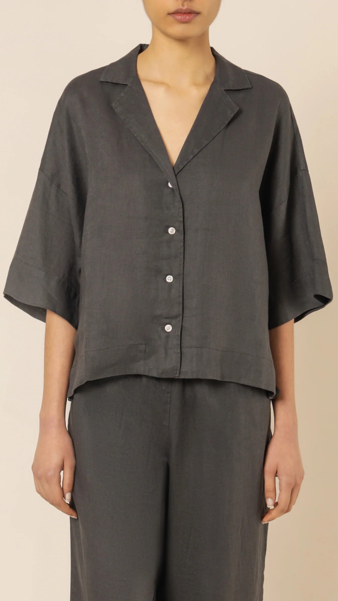 Linen Lounge Shirt - Coal-Sunshines Bliss