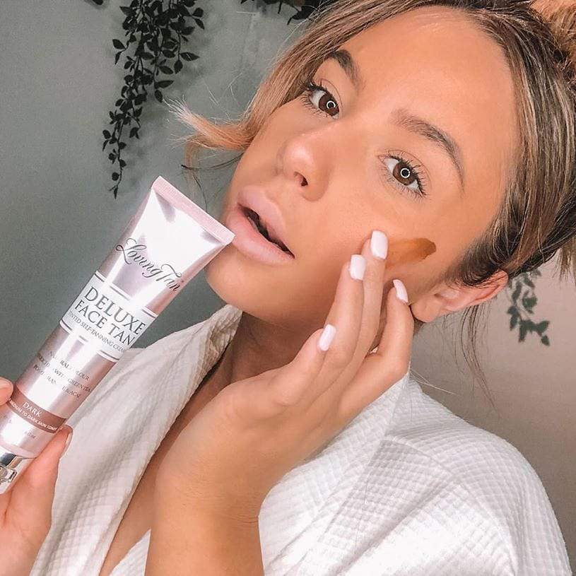 Loving Tan Deluxe Face Tan - Dark-Sunshines Bliss